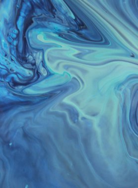 Arka plan için lekelenmiş mavi boyanın tam çerçeve görüntüsü