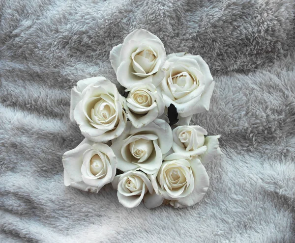 Closeup White Roses Bouquet Home Interior — Stock Photo, Image