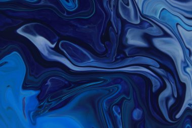 Arka plan için lekelenmiş mavi boyanın tam çerçeve görüntüsü