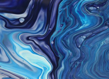 Arka plan için lekelenmiş mavi boyanın tam çerçeve görüntüsü