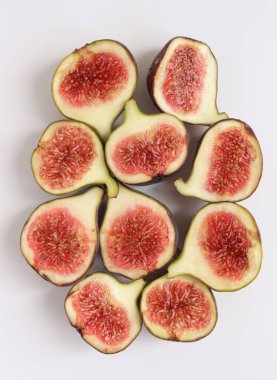 Yaklaşın, taze incirler. 