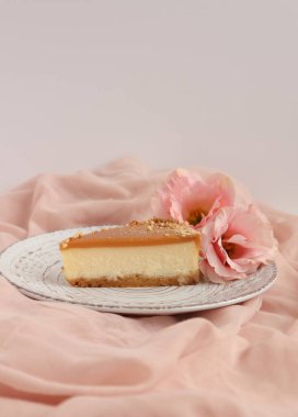 Taze lezzetli cheesecake, yakın çekim.