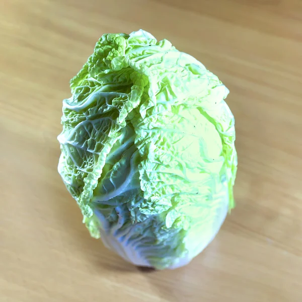 Zielone Warzywa Liściaste Szczypiorkiem Stół Cięcia — Zdjęcie stockowe