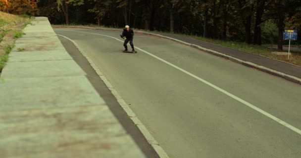 Descente sur longboard. — Video