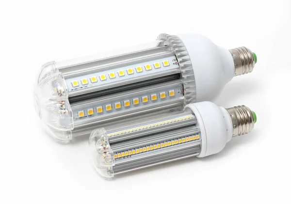 Led lambalar, şerit ve beyaz arka plan üzerinde spot