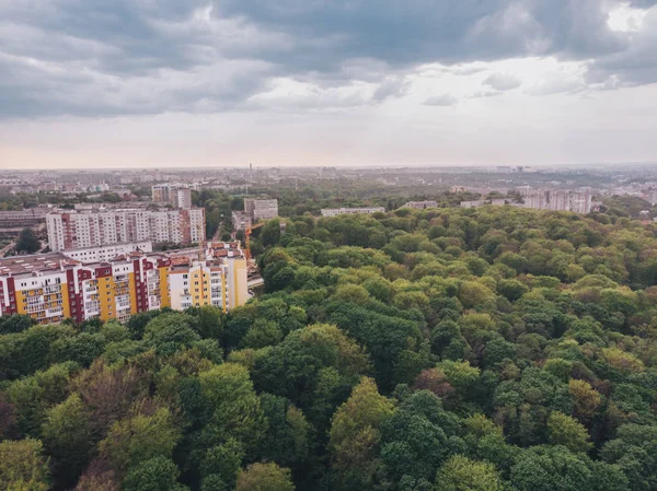 Вид Повітря Місто Похмура Погода Сірі Хмари — стокове фото