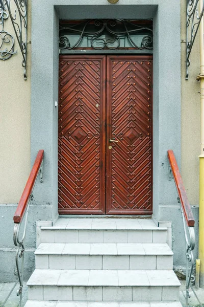 Old Brown Vintage Entrance Door Exterior Graphic Resources — Stock Photo, Image