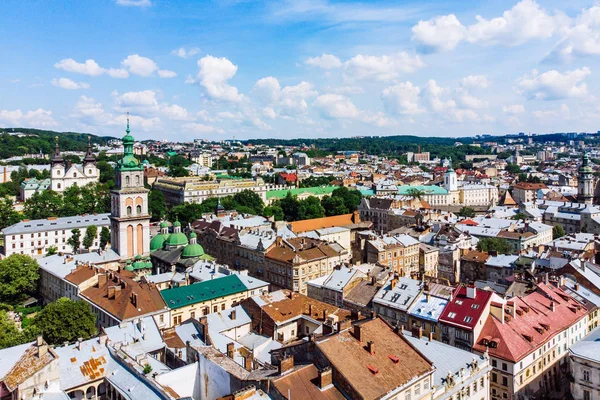 Vista Aérea Cidade Européia Velha Hora Verão Lviv Ucraniana — Fotografia de Stock