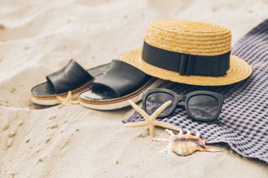 Yaz konsepti. kum plaj şeyler. kopya alanı