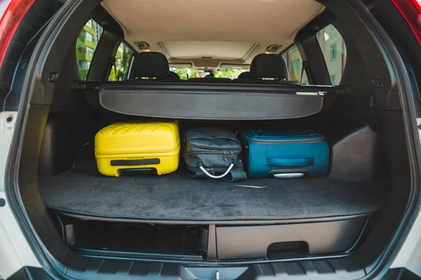 Mala Carro Com Sacos Carregados Conceito Viagem Carro Viagem Rodoviária — Fotografia de Stock