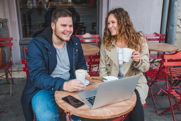 Couple Sitting Cafe Laptop Drinking Warm Latte Autumn Season — Stock Photo, Image