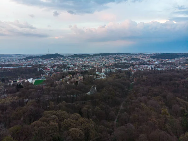 Panoramic View City Park City Background Sunset Dramatic Sky — Stock Photo, Image