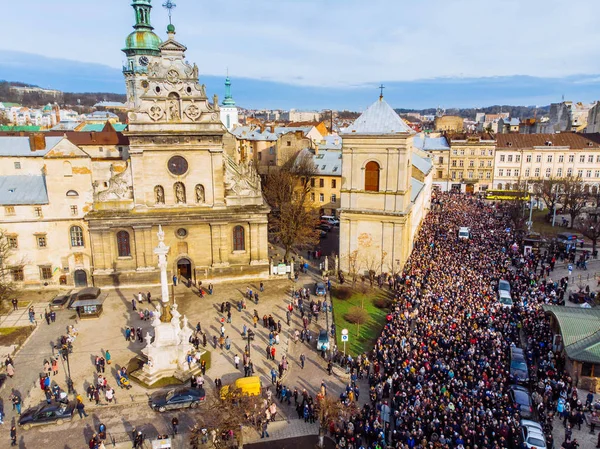 Lviv Ukrajna 2018 Április Felvonulás Nagy Kereszt Tömeg Sétál Templom — Stock Fotó