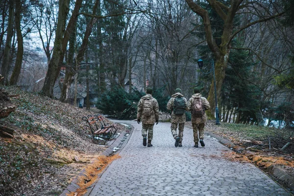 Şehir Parkı Kavram Yürümeye Lehimler Grup — Stok fotoğraf