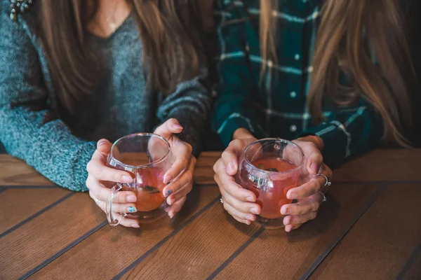 Couple Hands Girls Close Women Talking Cafe Concept — Stock Photo, Image