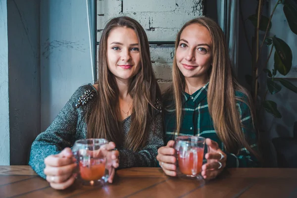 Two Caucasian Women Cafe Drink Fruit Tea Concept — Stock Photo, Image