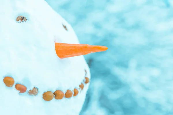 Muñeco Nieve Con Sombrero Santa Cerrar Tiempo Invierno —  Fotos de Stock