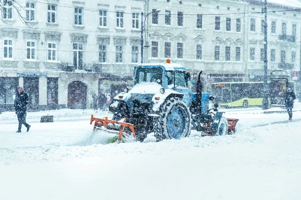 Quitanieves Cerca Limpieza Calle Concepto Nieve —  Fotos de Stock