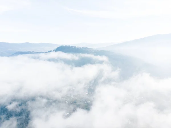 Vista Aerea Zolle Nebbia Sulle Colline Montuose Tempo Magico Bella — Foto Stock
