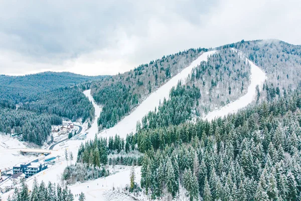 Αεροφωτογραφία Του Σκι Λόφο Χειμερινή Ώρα Αθλητική Δραστηριότητα Έννοια Του — Φωτογραφία Αρχείου