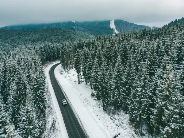 Beautiful View Snowed Freeway Mountains Road Trip Perspective — Stock Photo, Image