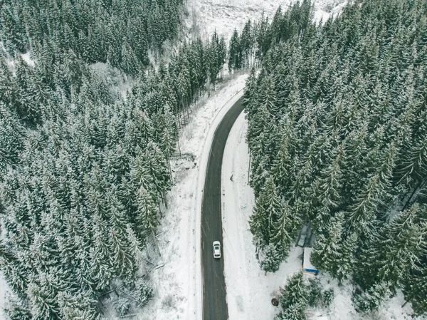 Blanco Suv Overhead Vista Carretera Viaje Congelado Carretera Tiempo Nevado — Foto de Stock