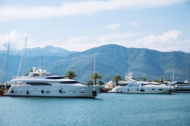 şehir yatlar yerleştirin. Yaz saati. denizde tatil. kopya alanı