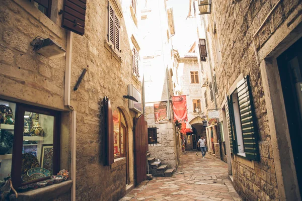 Kotor Montenegro Julio 2018 Estrechas Calles Kotor Piedra Montenegro Arquitectura —  Fotos de Stock