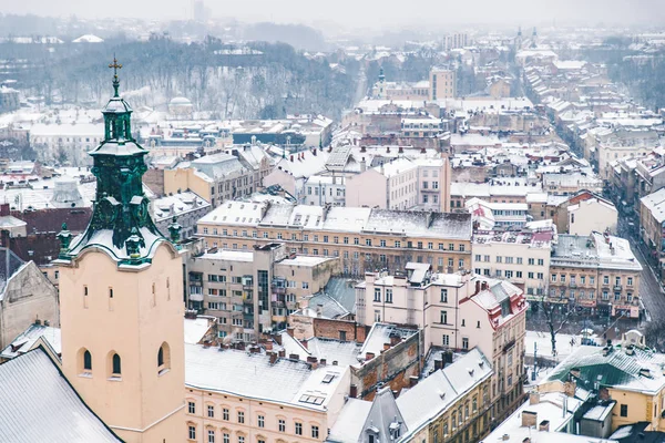 Προβολή Αστικό Τοπίο Της Παλιάς Ευρωπαϊκής Πόλης Χειμώνα Αρχιτεκτονική — Φωτογραφία Αρχείου