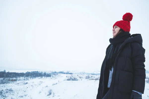Young Adult Woman Winter Clothes Red Bright Hat Outdoors Copy — Stock Photo, Image