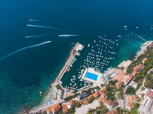 Vista Aérea Playa Soleada Herceg Novi Montenegro Vacaciones Verano —  Fotos de Stock
