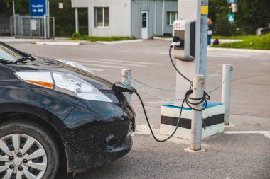 alışveriş merkezi park arya elektrikli araba şarj