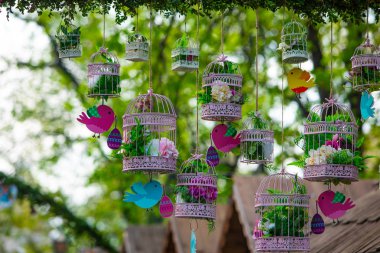 yumurta ve çiçek ile paskalya dekorasyon kuşlar