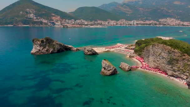 Vista Aérea Praias Rochosas Montenanabol Conceito Horário Verão — Vídeo de Stock