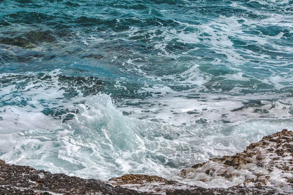 Textura de las olas de agua de cerca — Foto de Stock