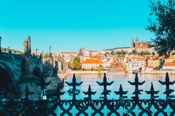 Charles bridge in prague — Stock Photo, Image