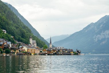 Avustralya Alpleri 'ndeki Hallstatt şehrinin manzarası
