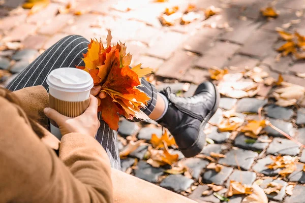 Woman Holding Coffee Cup Drink Autumn Fall Season Yellow Leaves — Stock Photo, Image