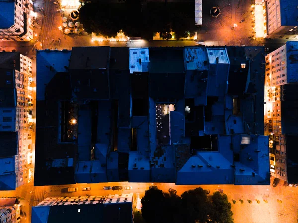 Éjszakai Légi Felvétel Régi Európai Városról Szűk Utcákkal Másolás Helye — Stock Fotó