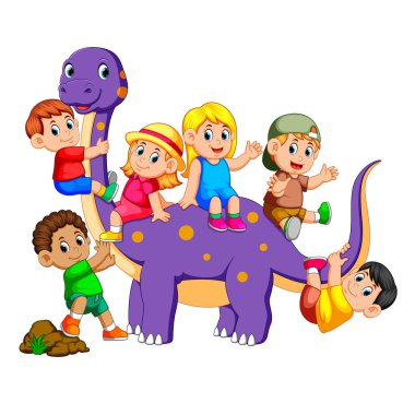 brontosaurus ve bedeni üzerinde bazı holding oynarken çocuklar olsun onun kuyruk