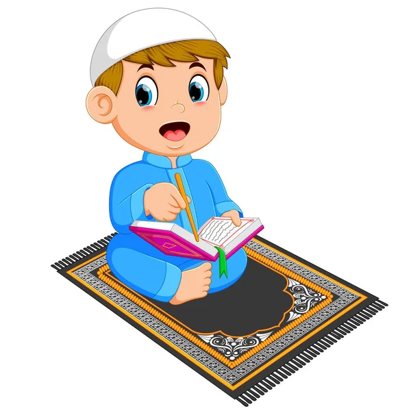 男孩与蓝色的咖啡正在阅读祈祷地毯上的Al Quran — 图库矢量图片