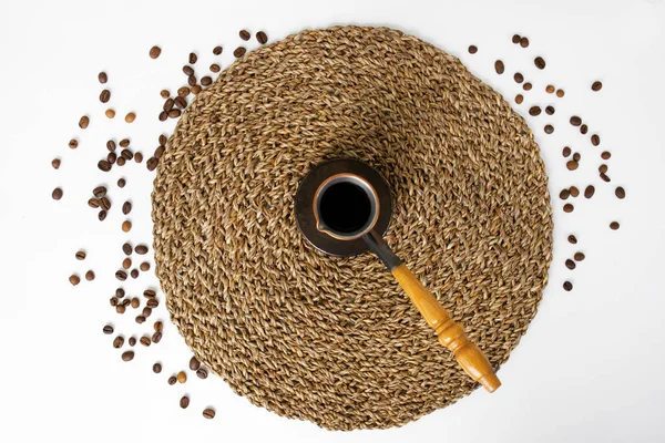 Yaratıcı kahve tema düz yatıyordu