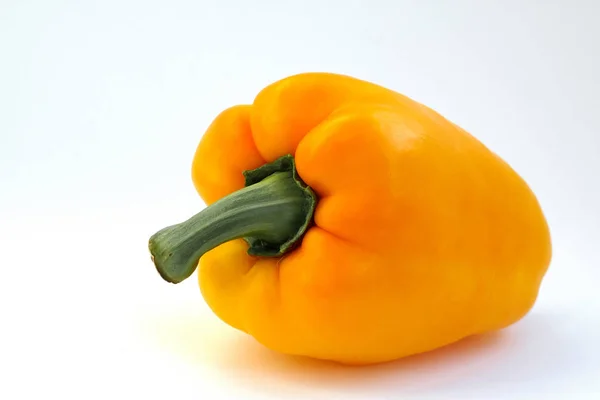 Cloche Fraîche Poivrée Sur Fond Blanc Isolé Légumes Produits Agricoles — Photo