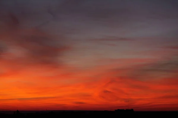 Fondo Ardiente Cielos Ardientes Fondo Hermoso Colorido — Foto de Stock