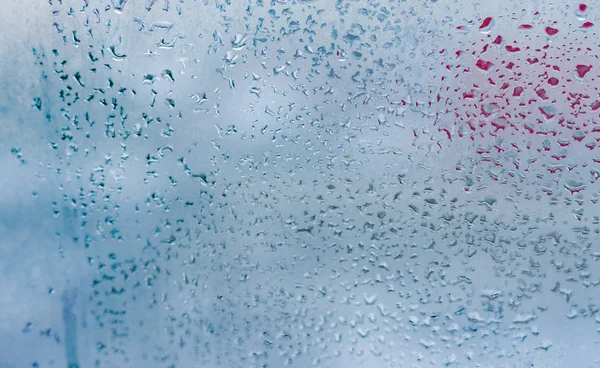 Beneveld Glas Achtergrond Sterke Vochtigheid Winter Water Drops Vanaf Huis — Stockfoto