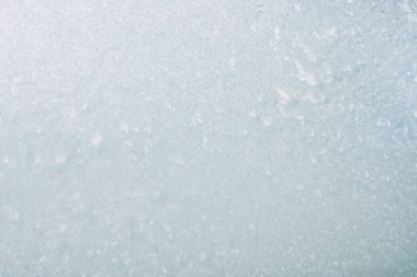 Frost kalıpları donmuş pencere Noel bir simgesi olarak üzerinde merak ediyorum. Noel ve yeni yıl arka plan. Kopya alanı