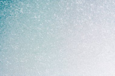 Frost kalıpları donmuş pencere Noel bir simgesi olarak üzerinde merak ediyorum. Noel ve yeni yıl arka plan. Kopya alanı