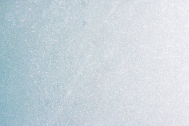 Frost kalıpları donmuş pencere Noel bir simgesi olarak üzerinde merak ediyorum. Noel ve yeni yıl arka plan. Kopya alanı