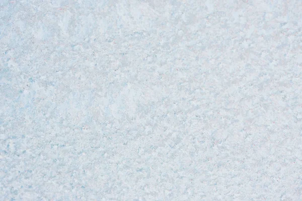 Kış arka plan kopya alanı ile pencere camına bir desenle dondurulmuş