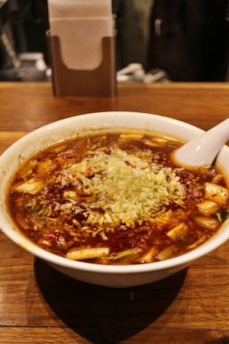 Sichuan mutfağı (Çin mutfağı): Sichuan domuz yahnisi.